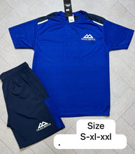 Load image into Gallery viewer, T-shirt