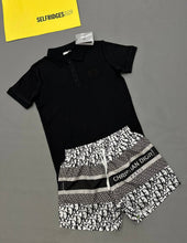 Load image into Gallery viewer, Tshirt