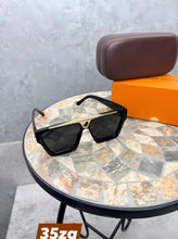 Load image into Gallery viewer, Sunglass