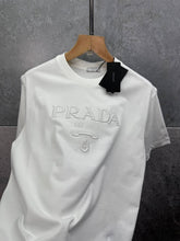 Load image into Gallery viewer, Tshirt