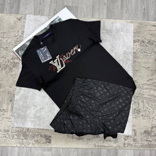 Load image into Gallery viewer, Tshirt
