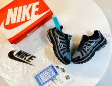 Load image into Gallery viewer, Shoes