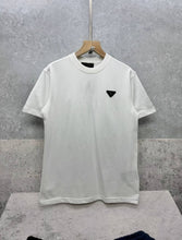 Load image into Gallery viewer, Tshirt