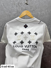 Load image into Gallery viewer, Tshirt