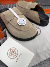 Load image into Gallery viewer, Slipper