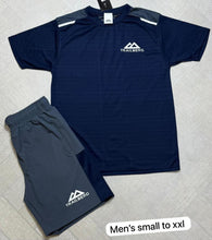 Load image into Gallery viewer, T-shirt