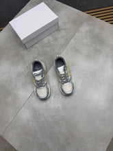 Load image into Gallery viewer, Shoes