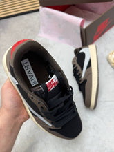 Load image into Gallery viewer, Shoes