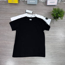 Load image into Gallery viewer, Tshirt