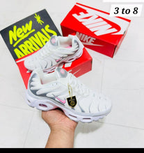 Load image into Gallery viewer, Shoes women