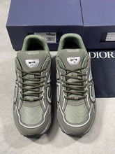 Load image into Gallery viewer, Shoes