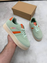 Load image into Gallery viewer, Shoes women
