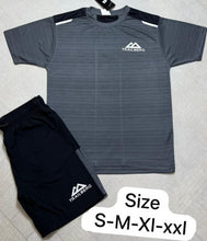 Load image into Gallery viewer, T-shirt