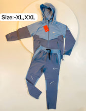 Load image into Gallery viewer, Tracksuit