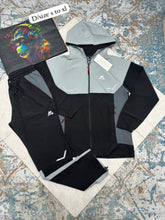 Load image into Gallery viewer, Tracksuit men