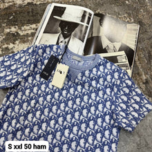 Load image into Gallery viewer, Tshirt