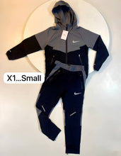 Load image into Gallery viewer, Tracksuit