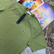 Load image into Gallery viewer, Tshirt