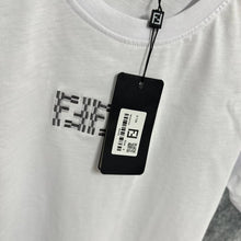 Load image into Gallery viewer, Tshirt