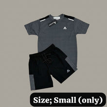 Load image into Gallery viewer, Tshirt