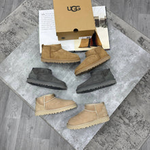 Load image into Gallery viewer, Shoes