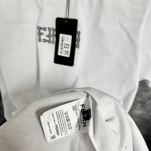 Load image into Gallery viewer, Tshirt