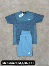 Load image into Gallery viewer, Tshirt