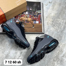 Load image into Gallery viewer, Shoes
