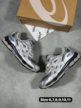 Load image into Gallery viewer, Shoes