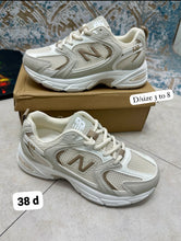 Load image into Gallery viewer, Shoes