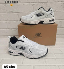 Load image into Gallery viewer, Shoes