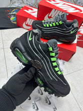 Load image into Gallery viewer, Shoes