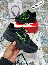 Load image into Gallery viewer, Shoes