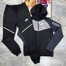 Load image into Gallery viewer, Tracksuit men
