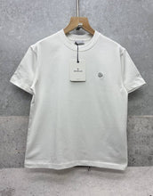 Load image into Gallery viewer, T-shirt