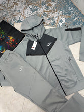 Load image into Gallery viewer, Tracksuit