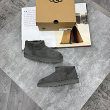 Load image into Gallery viewer, Shoes
