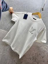 Load image into Gallery viewer, Tshirt