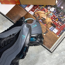 Load image into Gallery viewer, Shoes