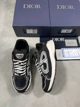 Load image into Gallery viewer, Shoes men