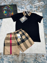 Load image into Gallery viewer, Tshirt