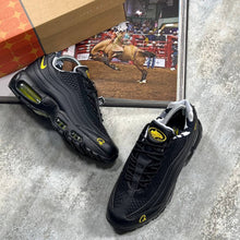 Load image into Gallery viewer, Shoes