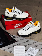 Load image into Gallery viewer, Shoes