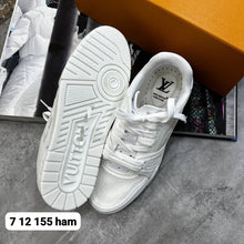 Load image into Gallery viewer, Shoes