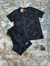 Load image into Gallery viewer, Tshirt
