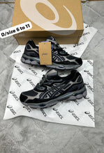 Load image into Gallery viewer, Shoes