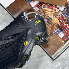 Load image into Gallery viewer, Shoes