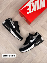 Load image into Gallery viewer, Shoes