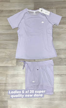 Load image into Gallery viewer, Tshirt