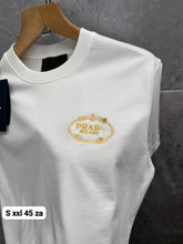 Load image into Gallery viewer, Tshirt